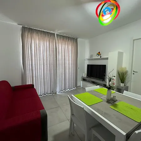 Stylish One Bedroom *